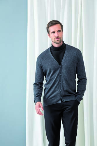 L-W722 Men`s Lightweight V-Neck Cardigan