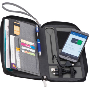 Mac-20122 Reisemappe mit integrierter Powerbank